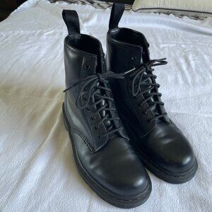 Doc Martens 1460 Mono